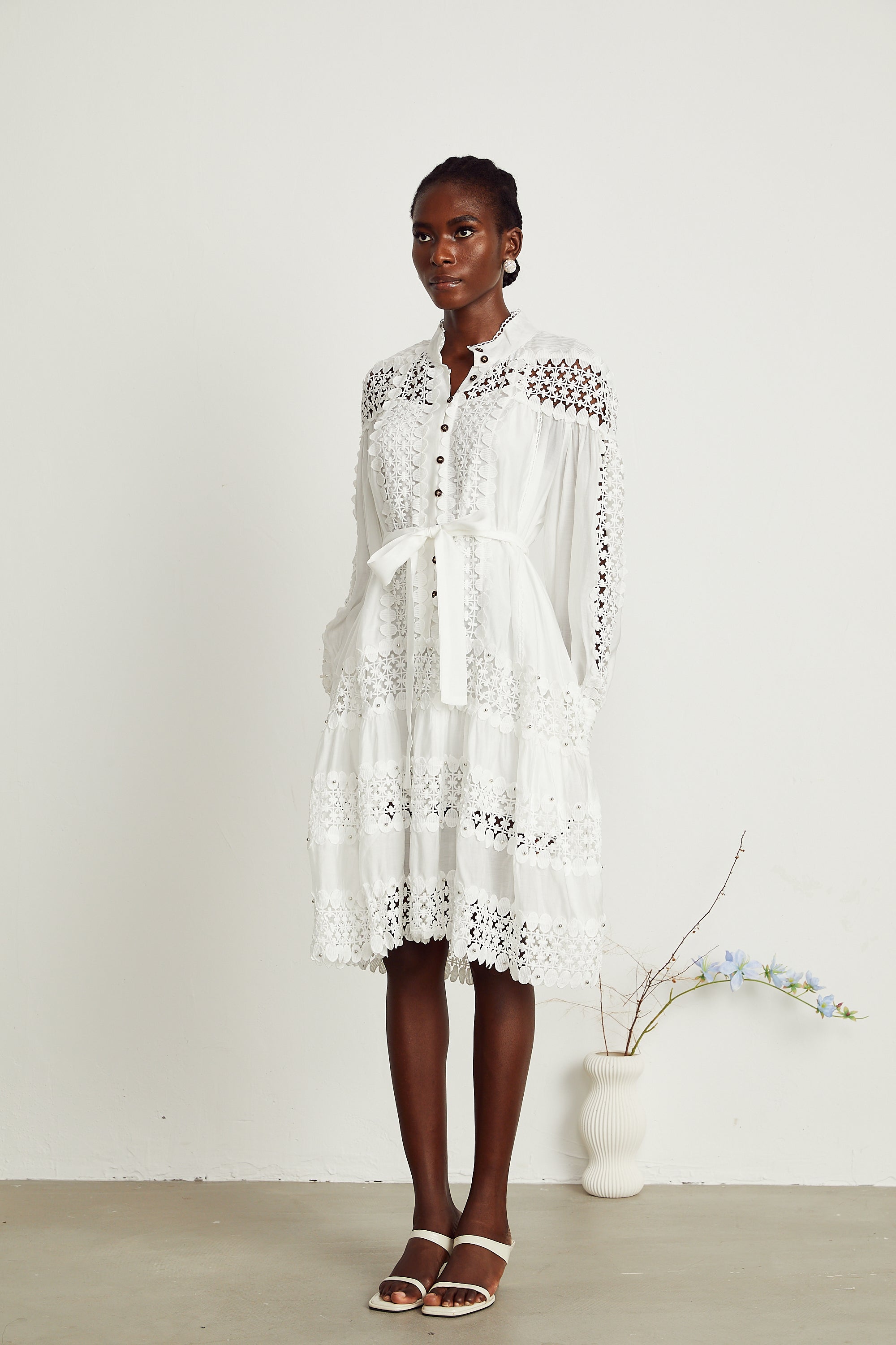 Gabriela dekolteli mini elbise