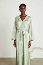 Véronique süslemeli maksi elbise