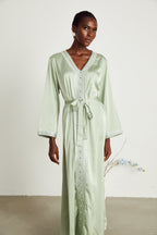 Véronique süslemeli maksi elbise