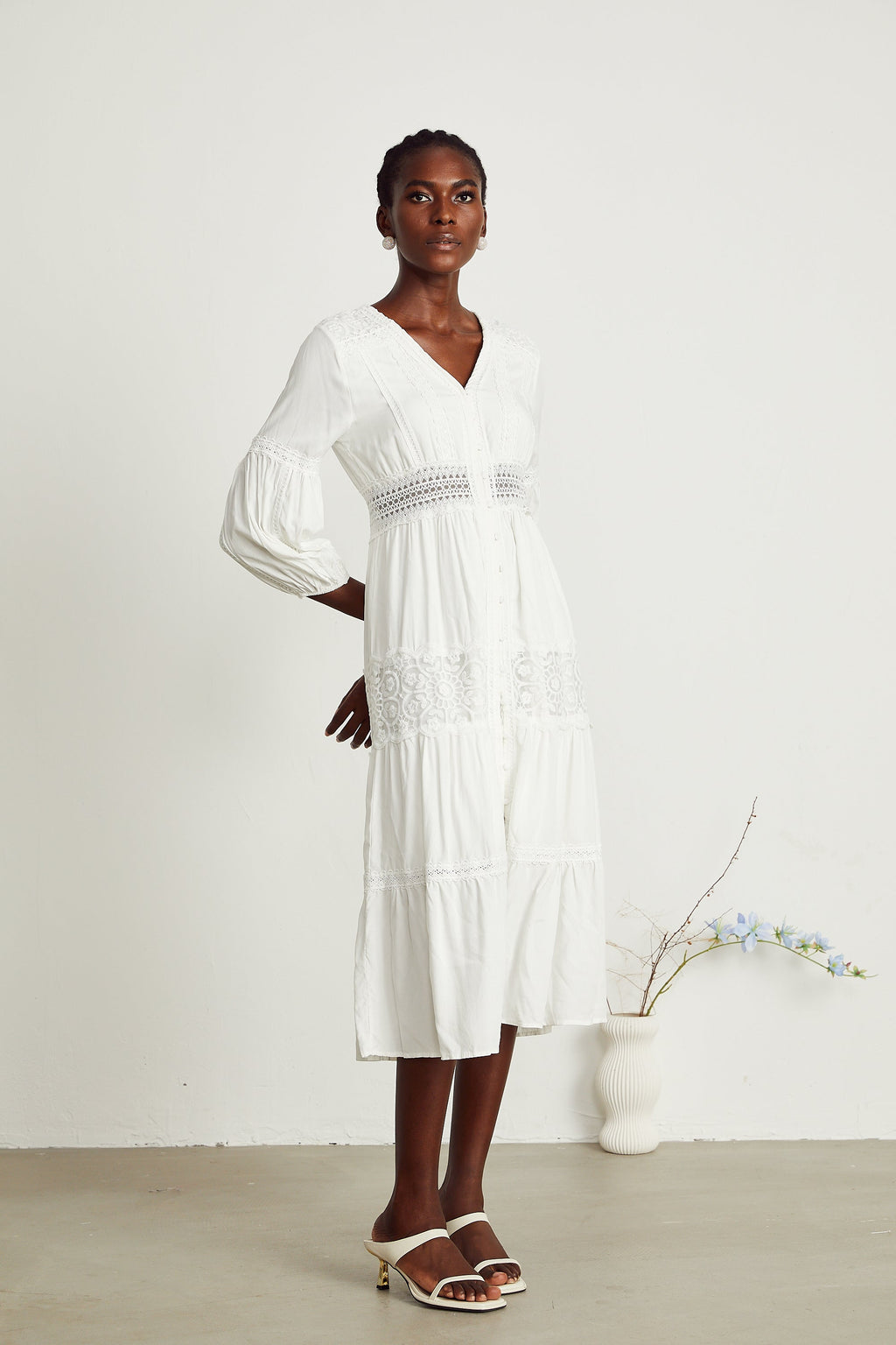 Geneviève dantel midi elbise