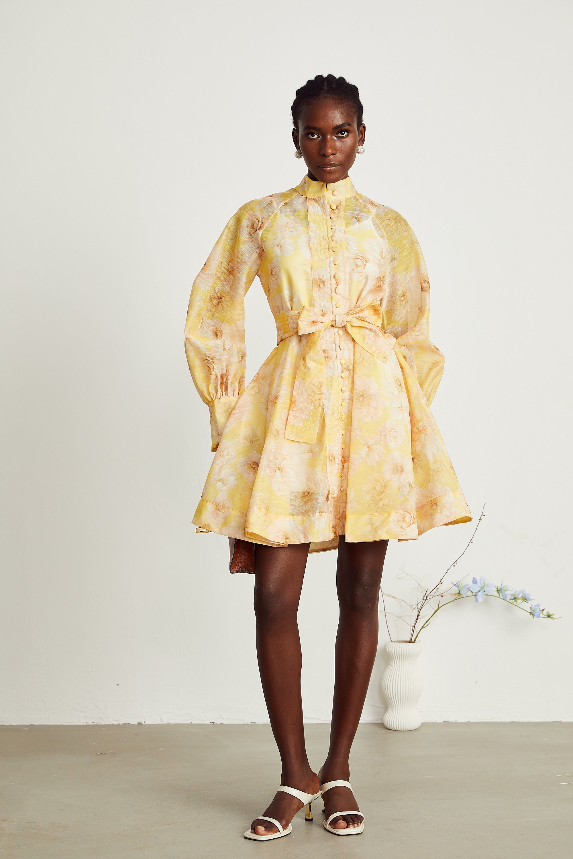 Pénélope kuşaklı mini elbise