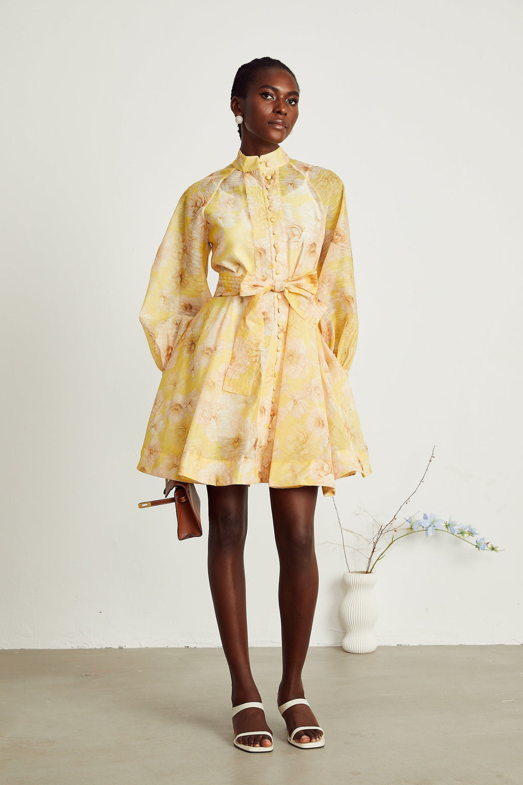 Pénélope kuşaklı mini elbise