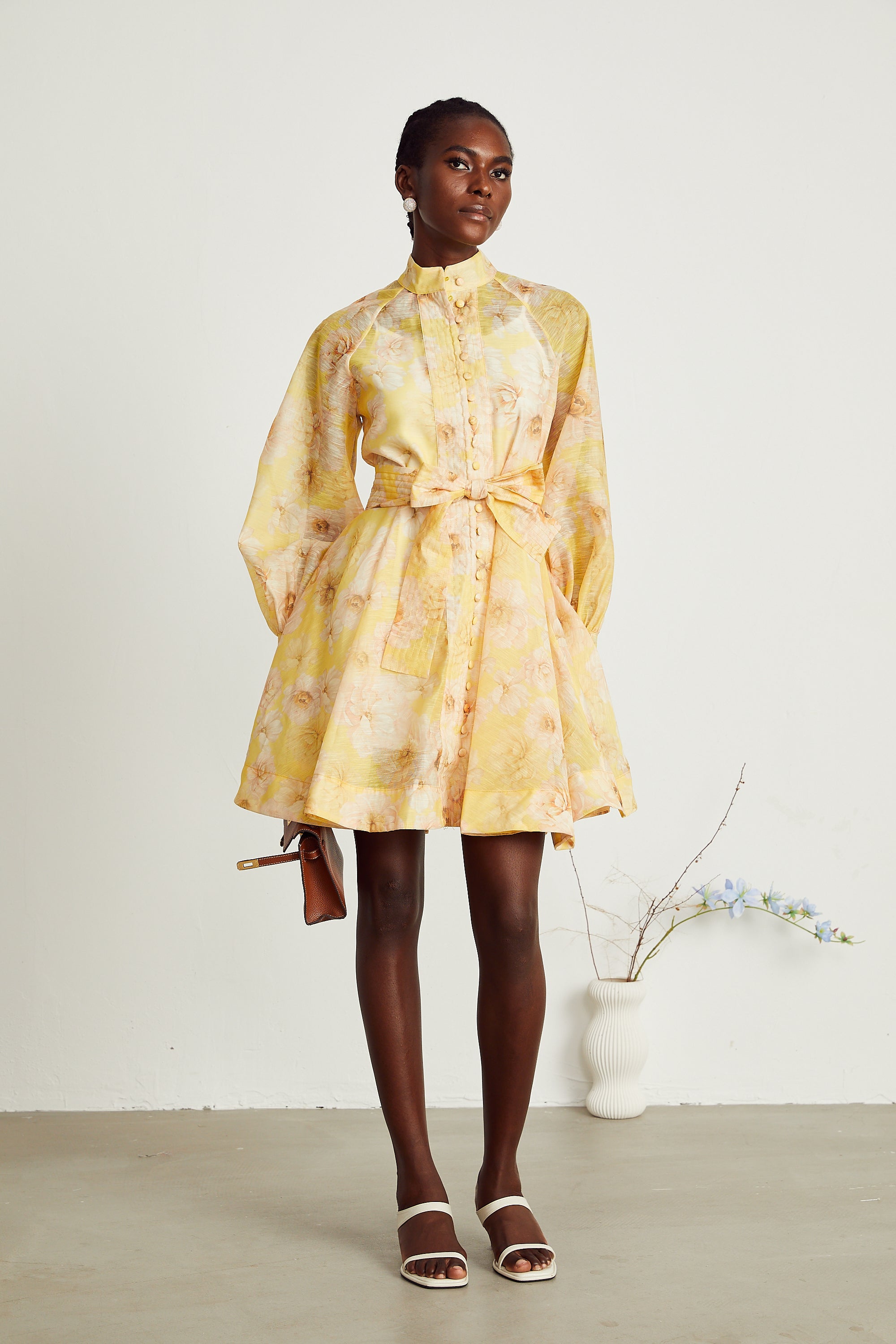 Pénélope kuşaklı mini elbise