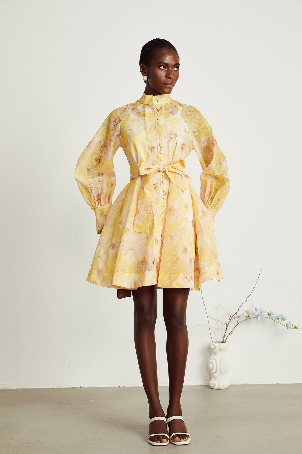 Pénélope kuşaklı mini elbise