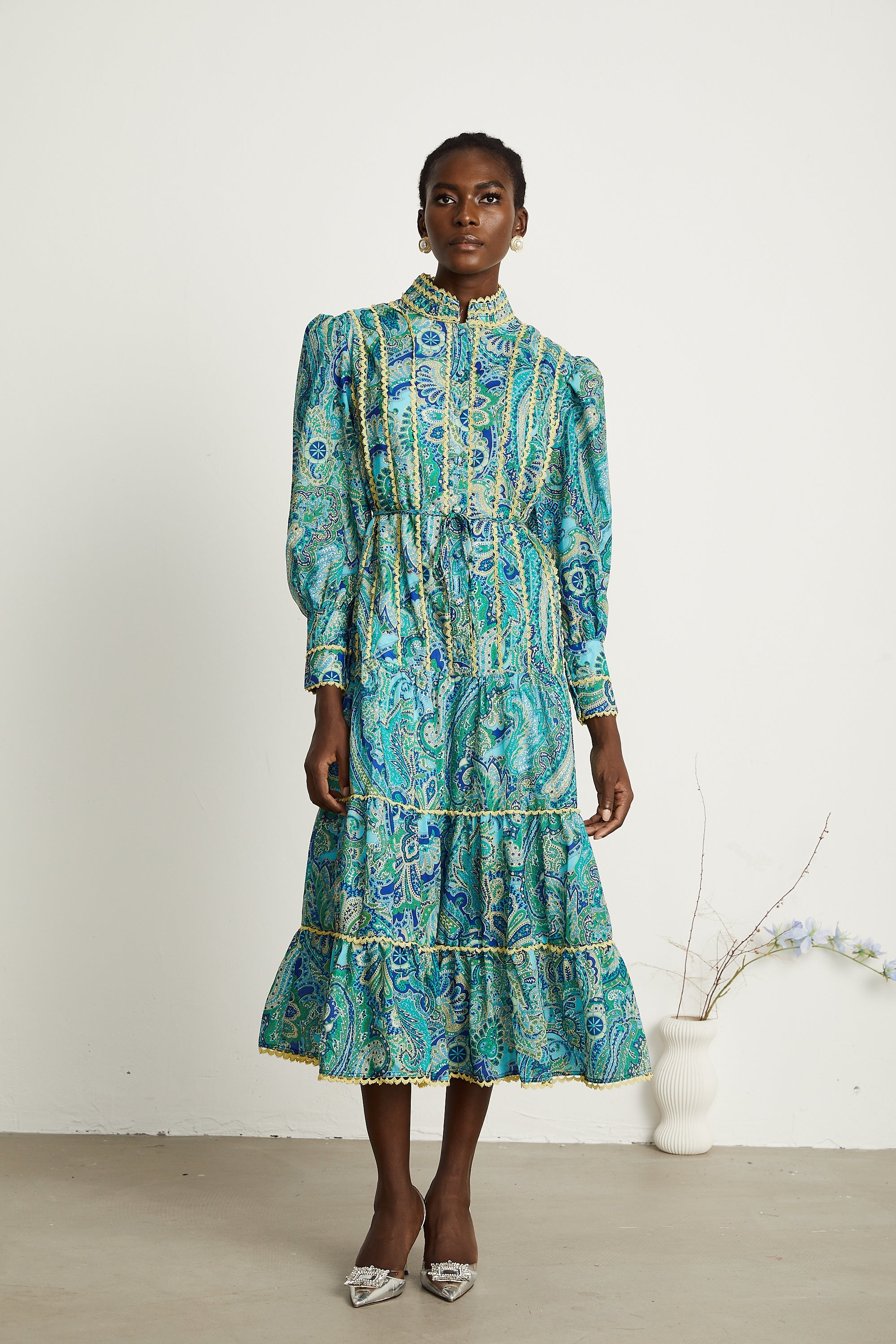 Wanda motifli midi elbise