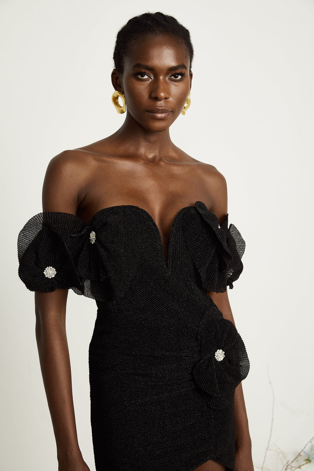 Nervürlü Çiçek Aplikeli Mini Elbise