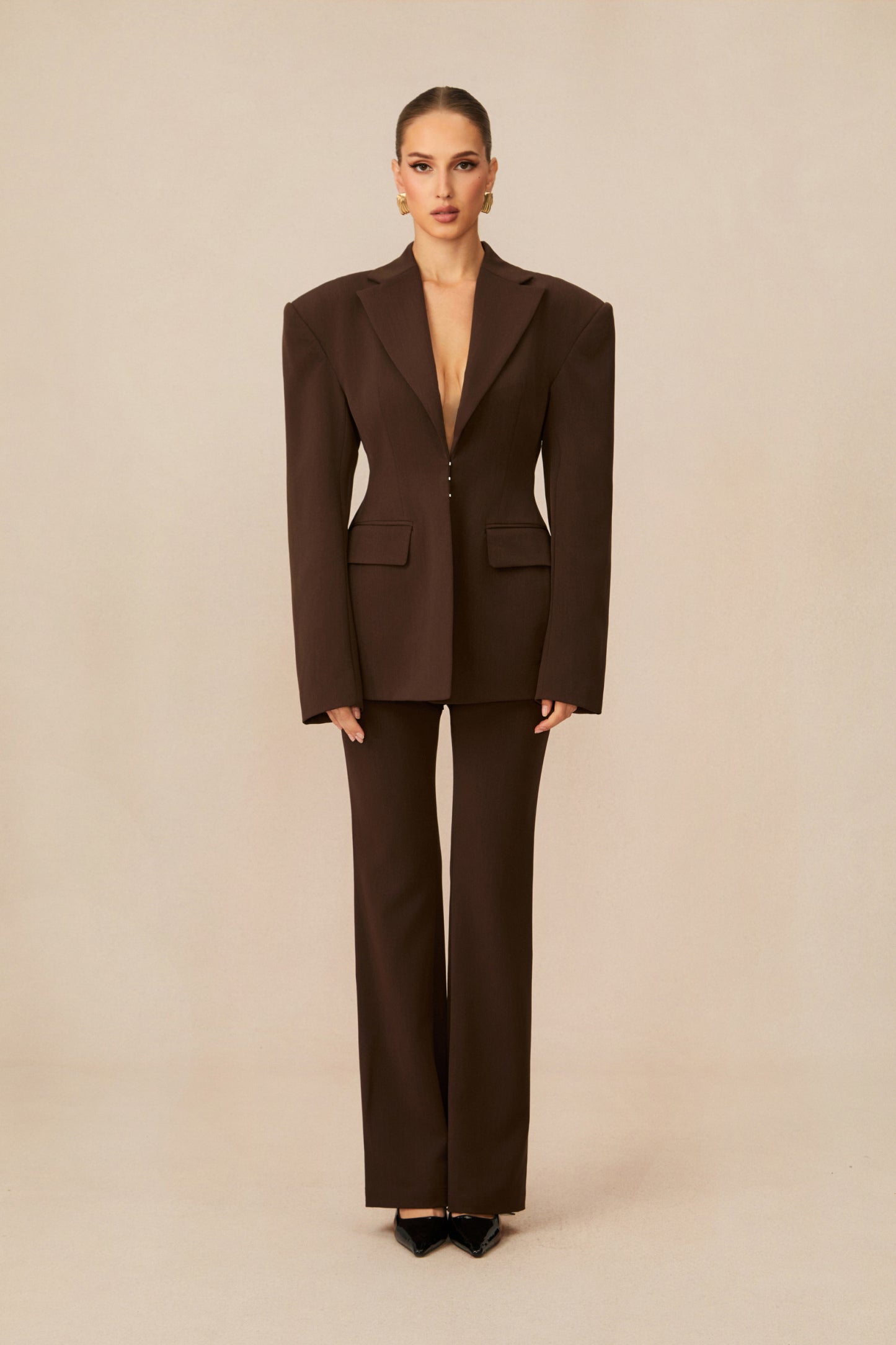 Dantel Bağlamalı Geniş Omuzlu Blazer ve Pantolon Seti