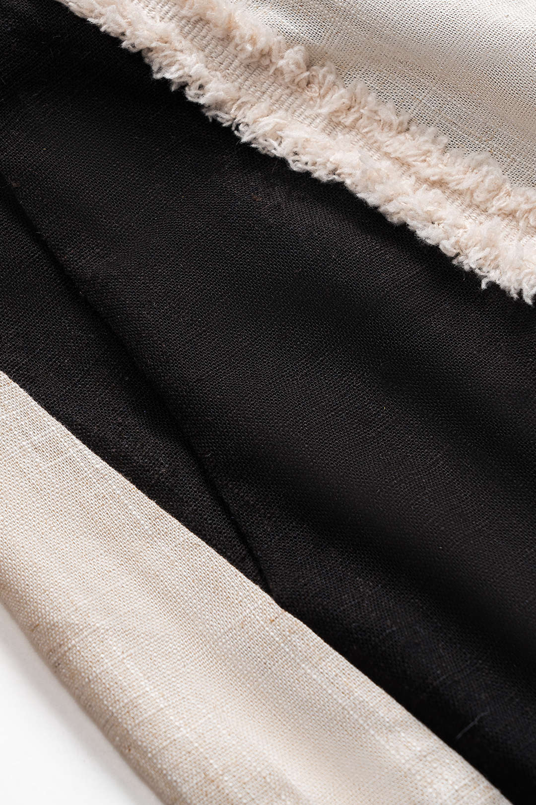 Kontrast Asimetrik Şort