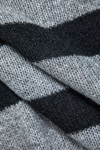 Kontrast Uzun Kollu Yuvarlak Yaka Açık Örgü maksi Elbise