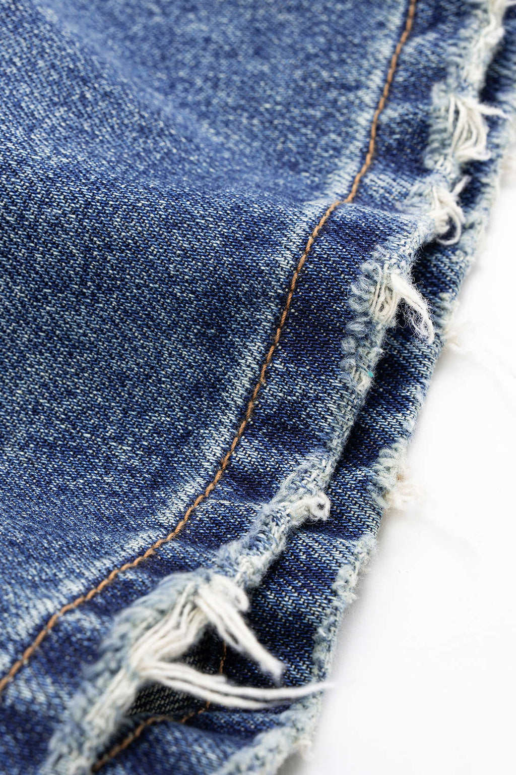 Denim Fermuarlı Yarım Şort
