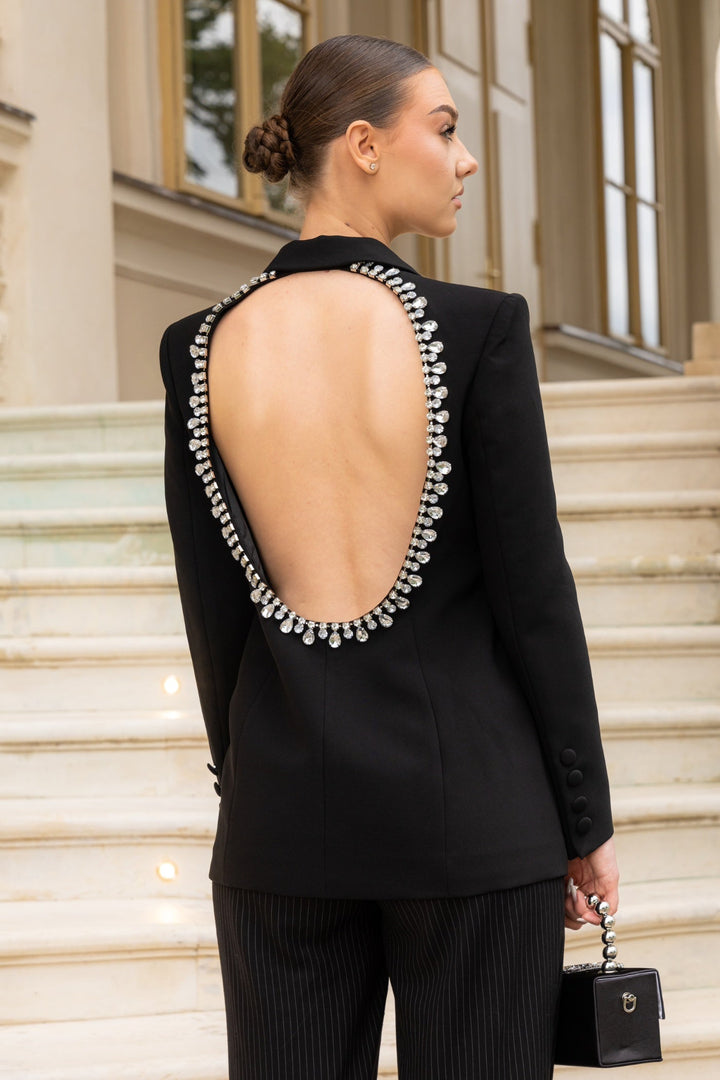 Sırt işlemeli blazer ceket