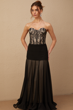 Pétunia siyah dantel volanlı maxi elbise