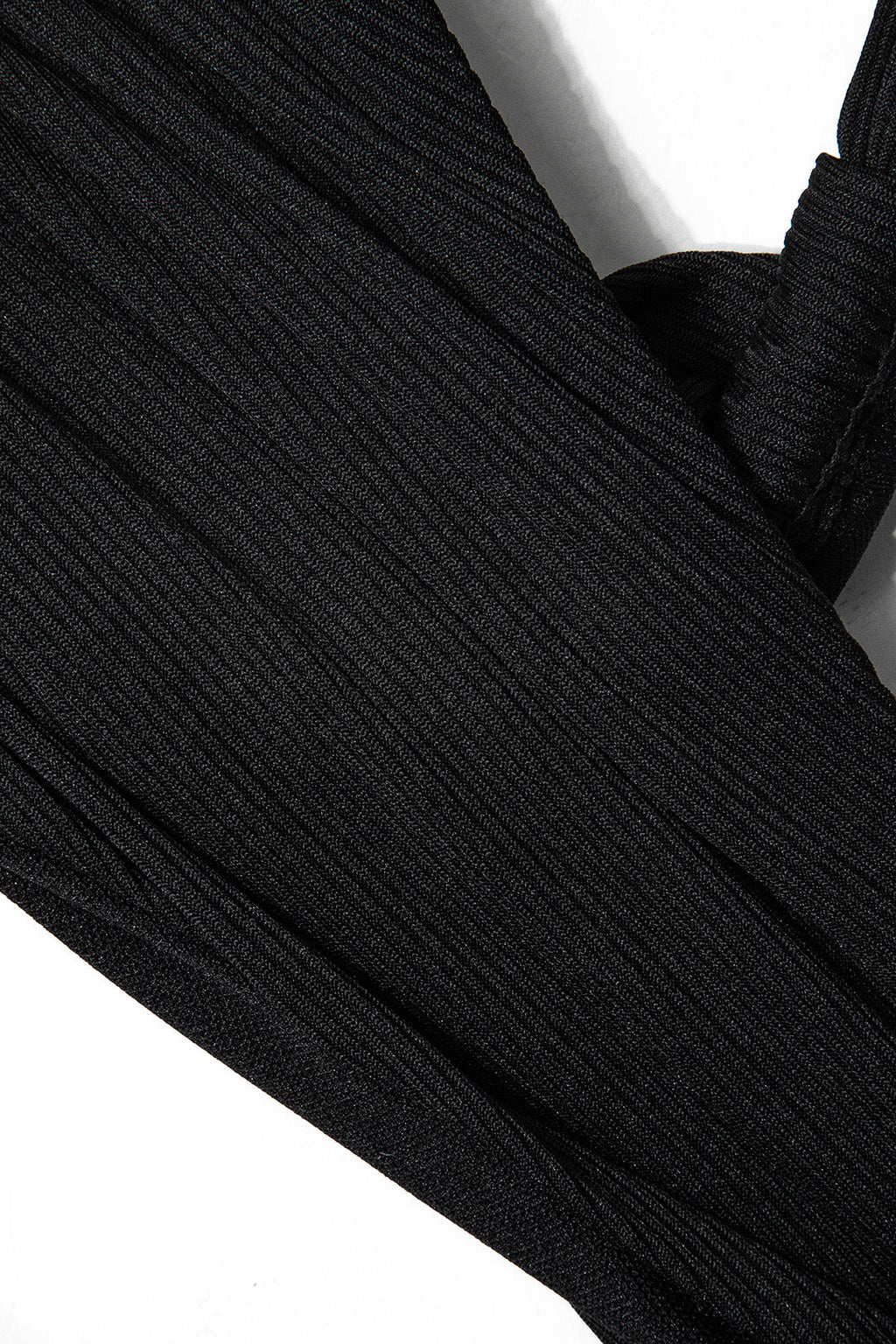 Çapraz Bağlamalı Halter Kesim Bikini Takımı