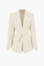 Basic Katı Çentikli Yaka Kuşaklı Blazer