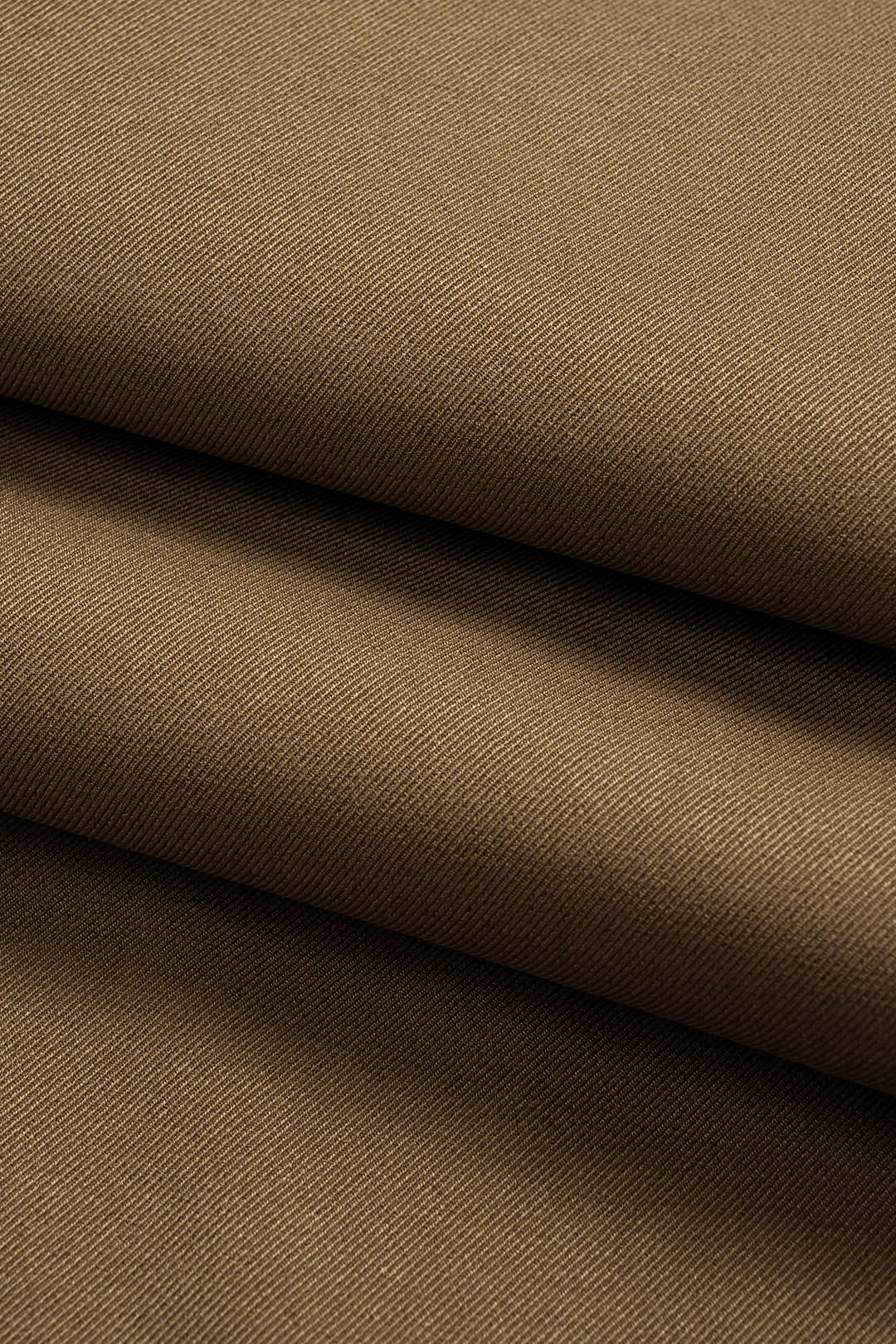 Düğme detaylı pantolon