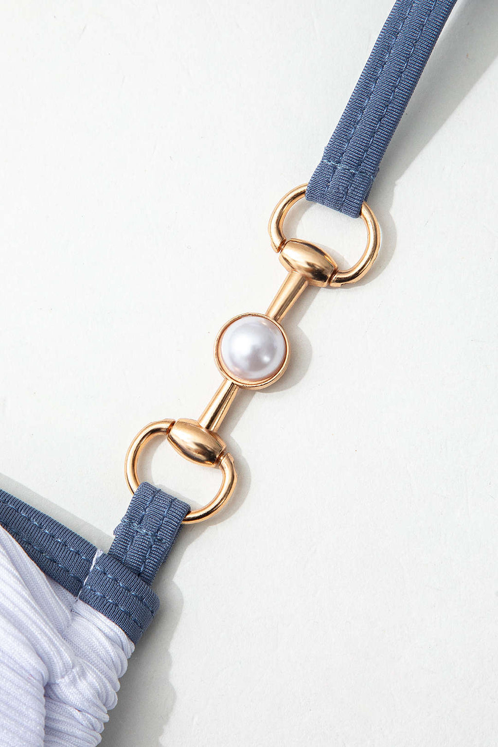 İnci Detaylı Halter Yaka 2 Parça Bikini Takımı