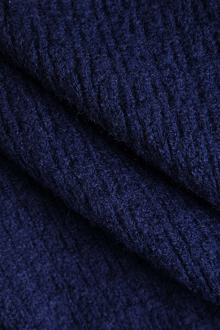 Örgü Düğmeli V Yaka Hırka