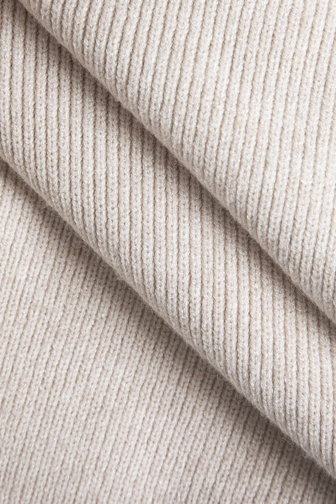 Örgü Uzun Kollu V Yaka Yırtmaçlı midi Elbise