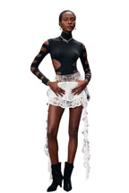 Dantel Püskül Detaylı Bağcıklı Kısa Jean