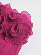 Güllü Şerit Pileli Kısa Elbise