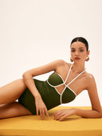 Kontrast Detaylı Tek Parça Mayo