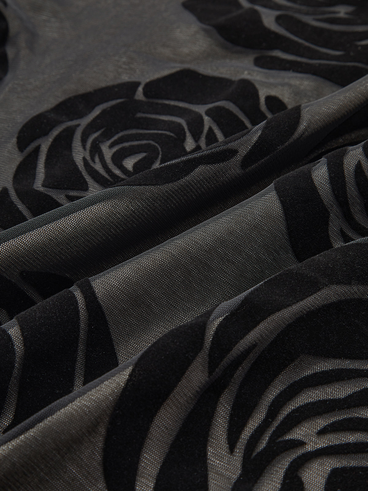 Jakarlı Çiçek Desenli Asimetrik Uzun Elbise