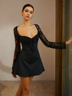 Kare Yaka Dantel Kollu Mini Elbise