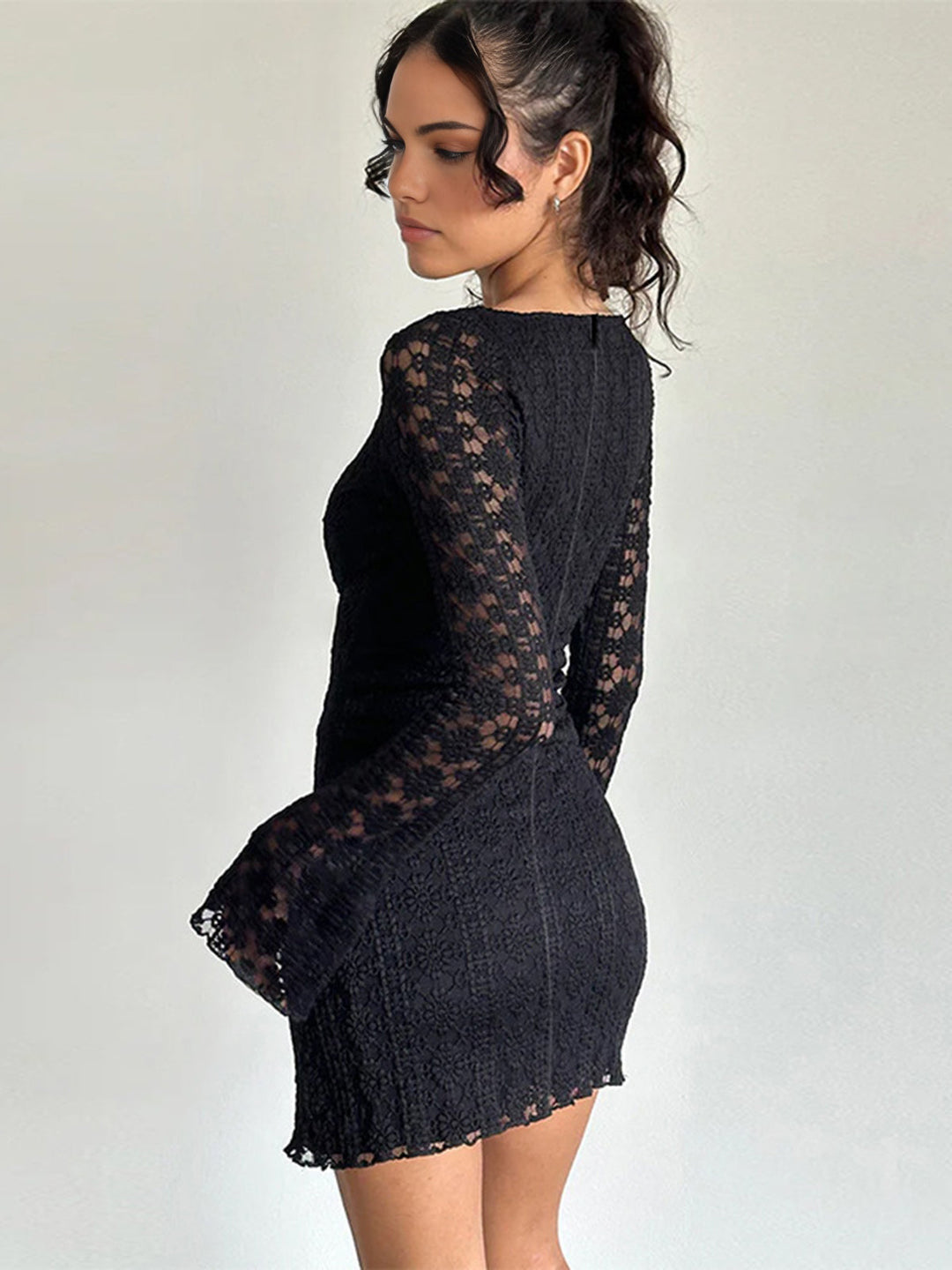 Detaylı Mini Elbise