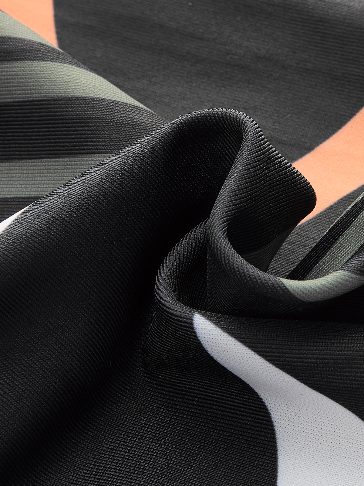 Halter Yaka Geometrik Desenli Mayo