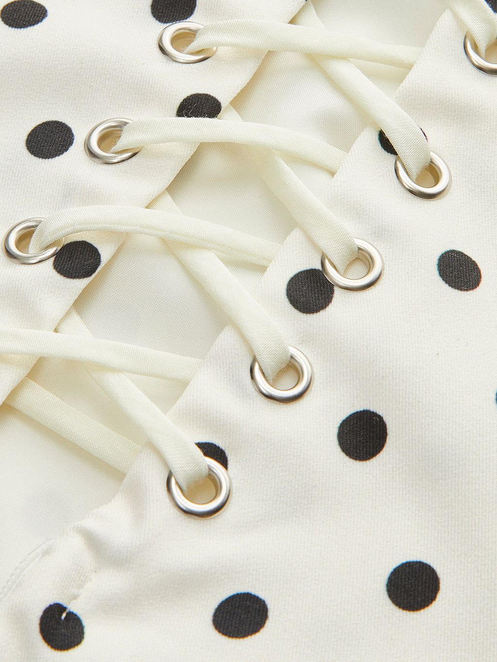 Puantiyeli Bağcıklı Sırt Detaylı Elbise