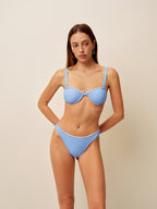 Dalgalı Kenar Detaylı Bikini Takımı