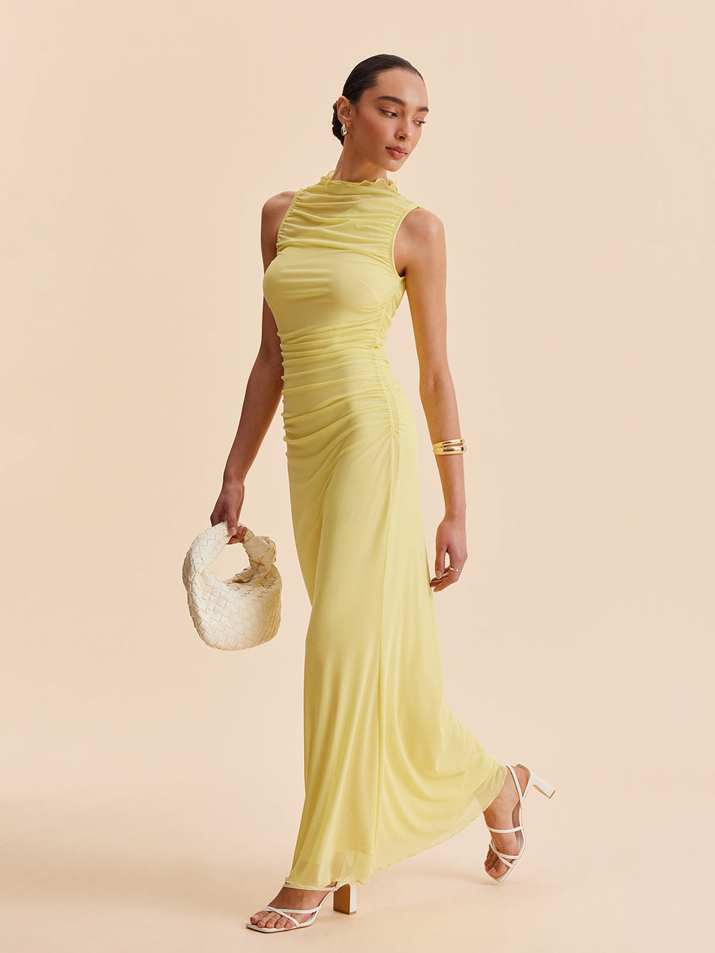 File Detaylı Şirretli Kolsuz Elbise