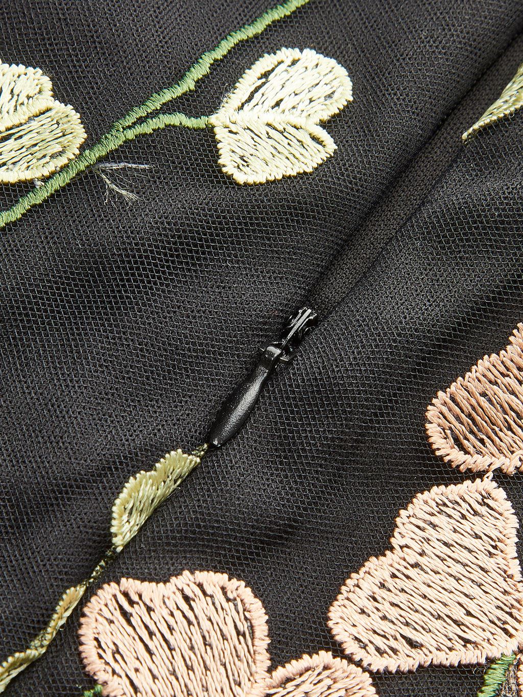 Renkli Çiçek Nakışlı Tül Elbise