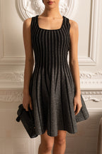 Dikey Çizgili Mini Elbise