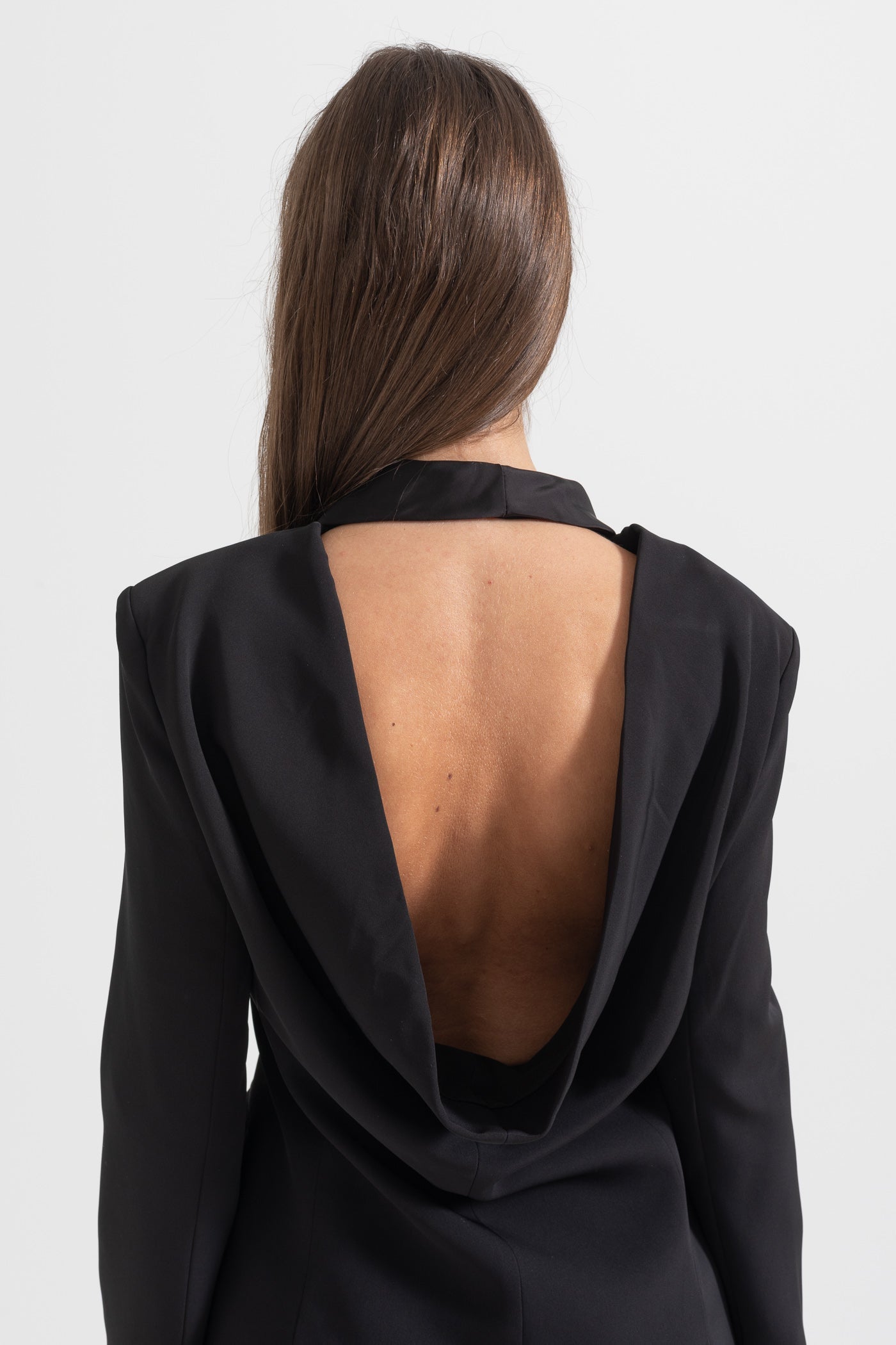 açık sırt detaylı blazer ceket