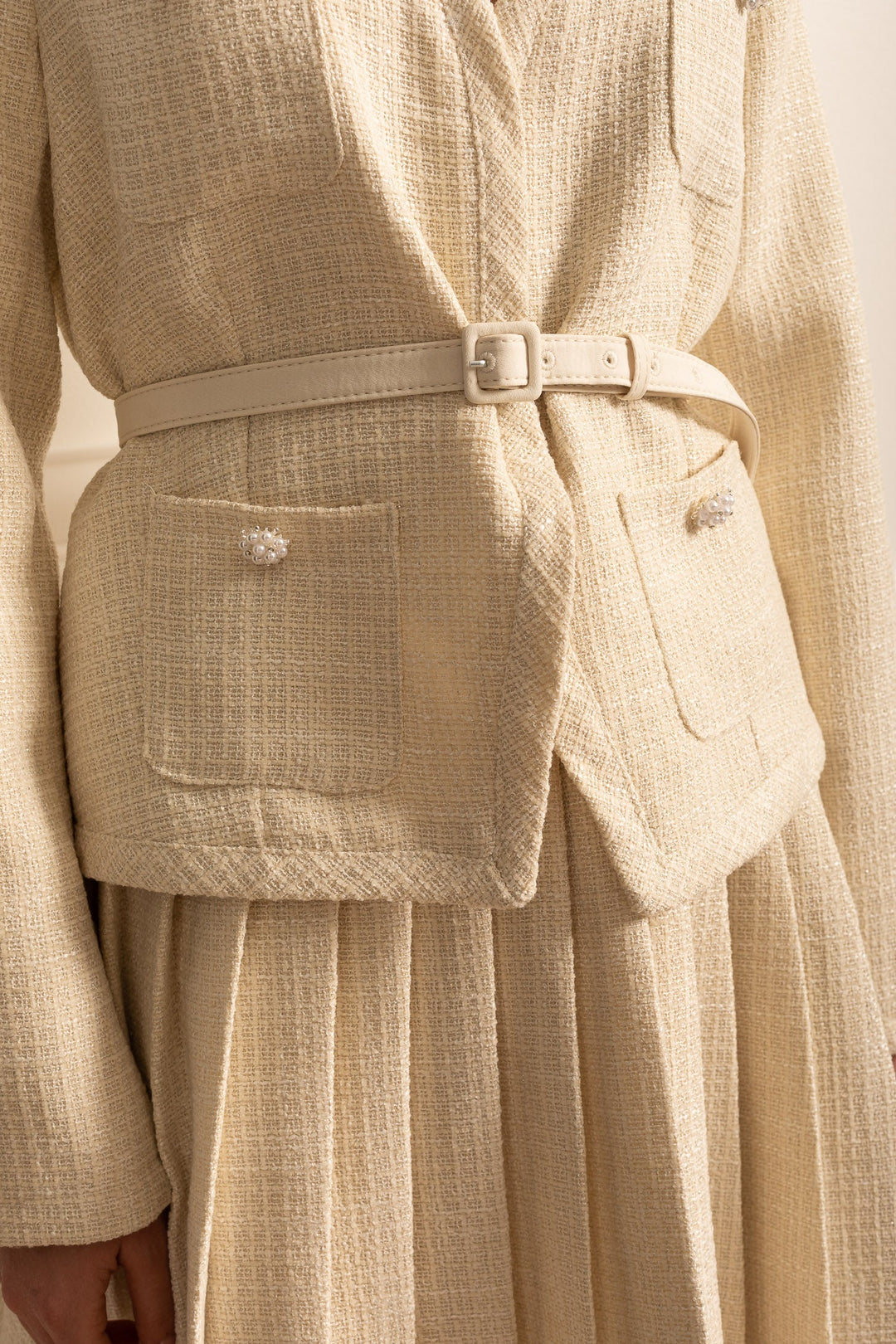 Uzun Kollu Üst ve Pileli Mini Etek Takım