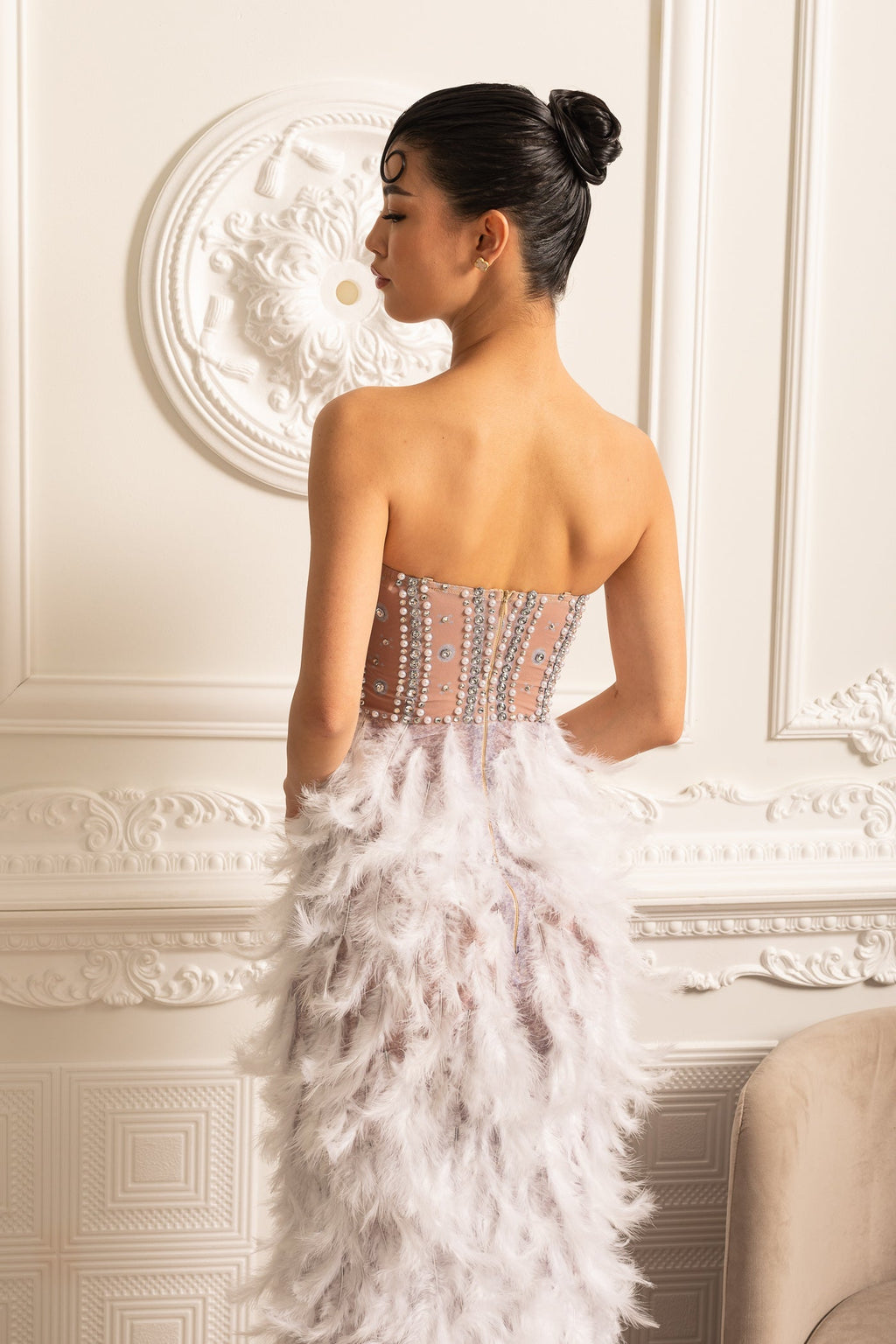 Süslemeli Payetli Straplez Midi Elbise