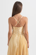 Sırt Dantel Detaylı Elbise