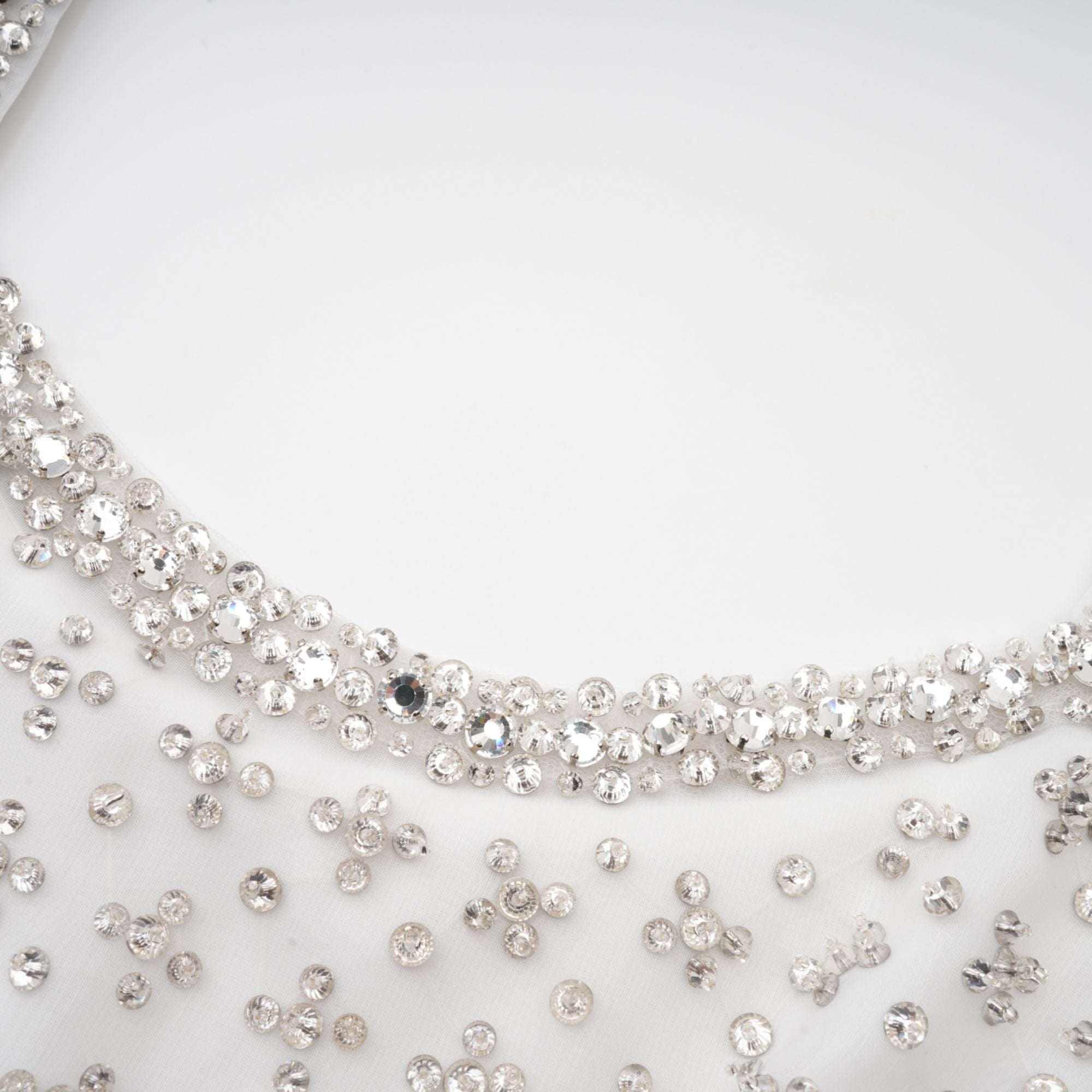 Parisa fiyonklu mini elbise