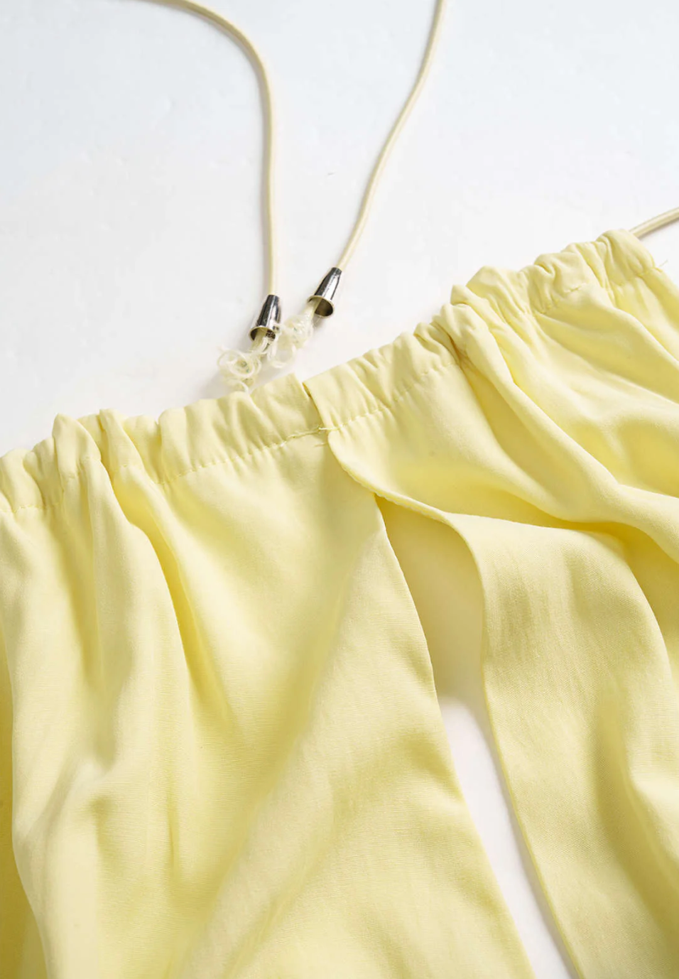 Halter Yaka, Pencere Detaylı, Kolsuz Maxi Elbise