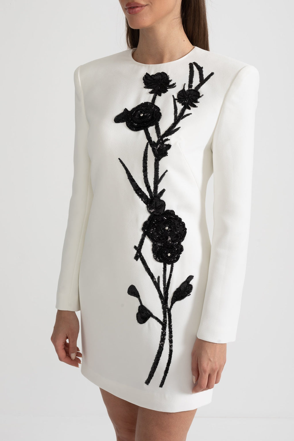 Çiçek İşlemeli Mini Elbise