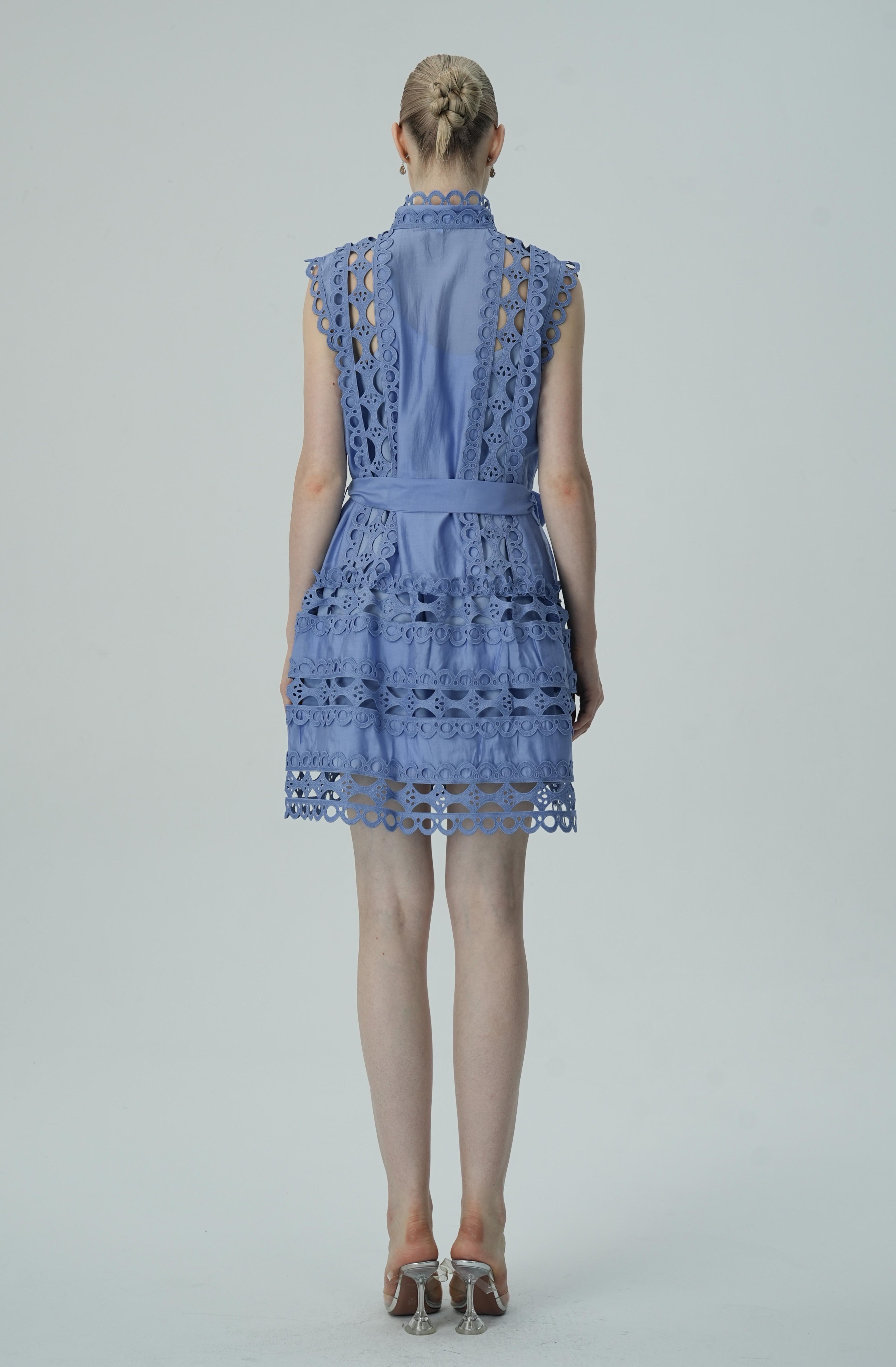 Kolsuz Dantel Mini Elbise