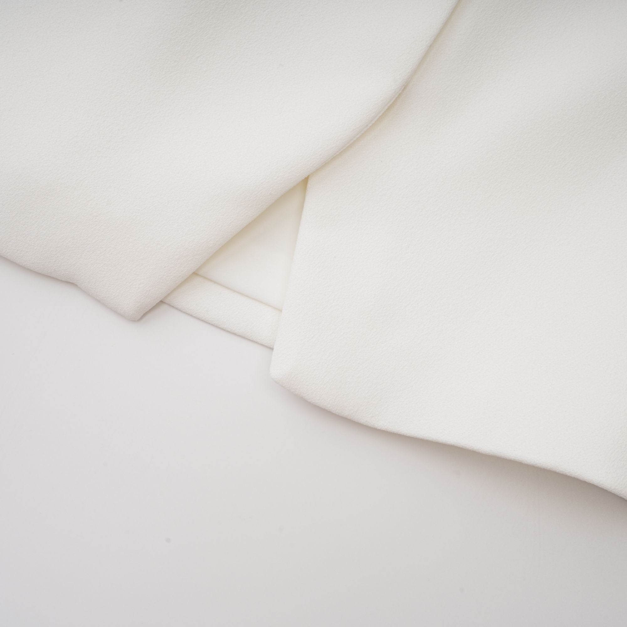 Victoire fiyonk detaylı mini elbise