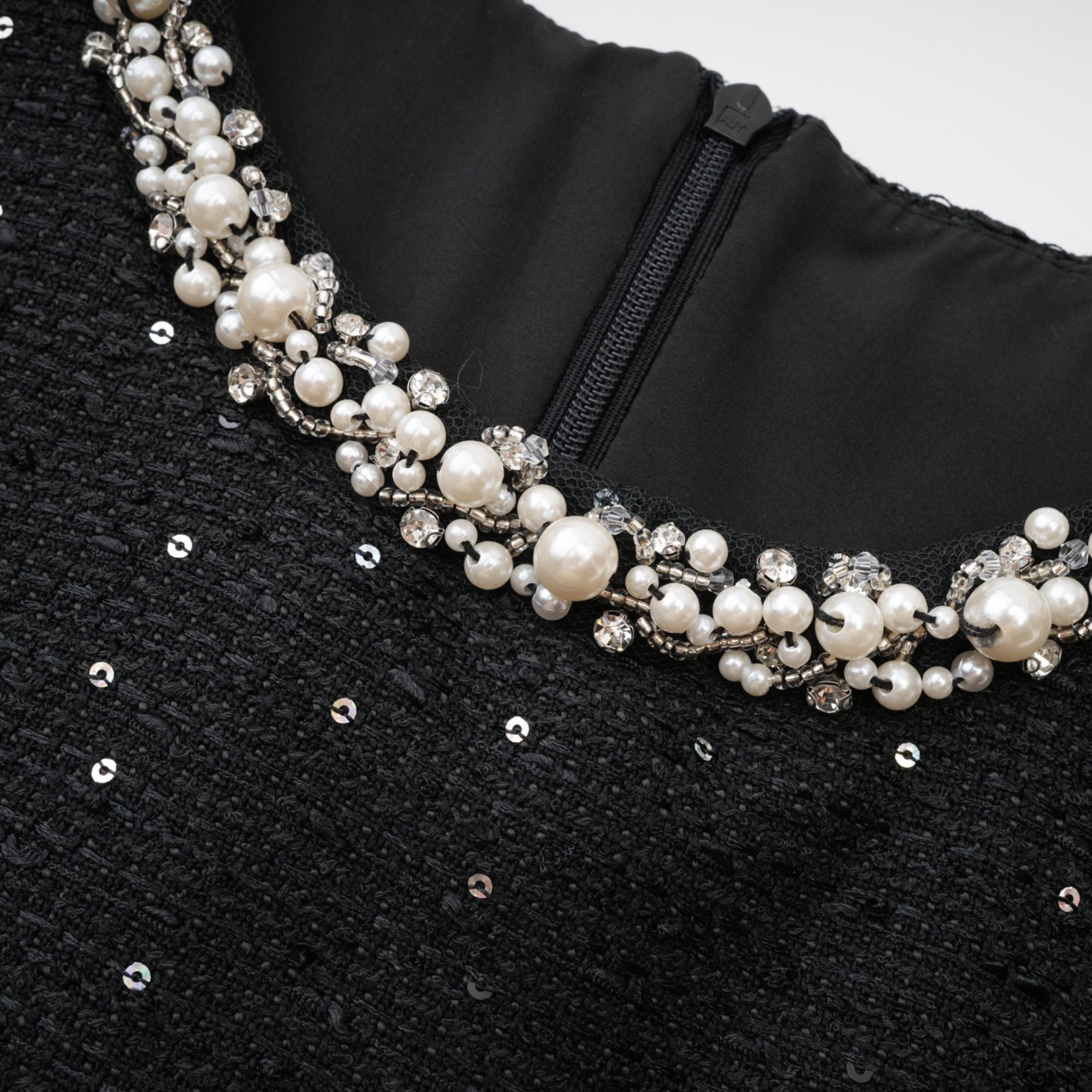 Santorini süslemeli mini elbise