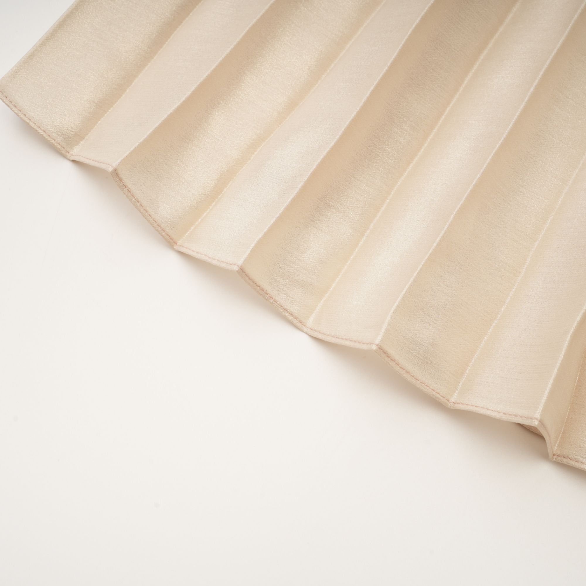 Shiema parlak pileli maksi elbise