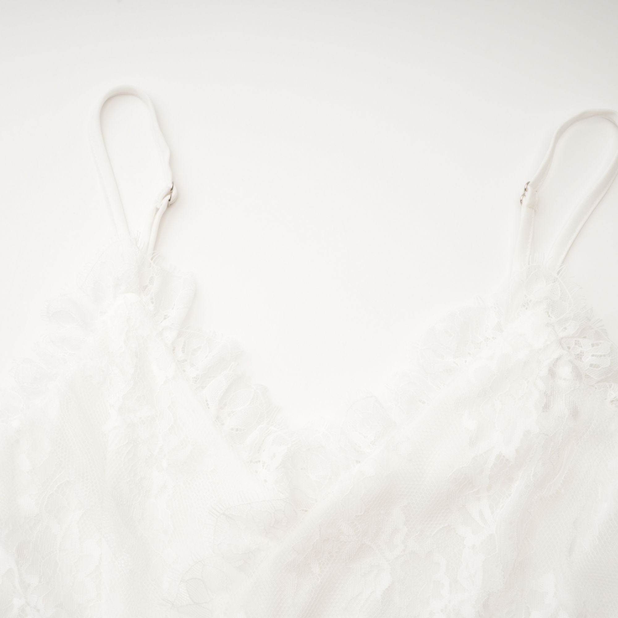 Larelle dantel midi elbise