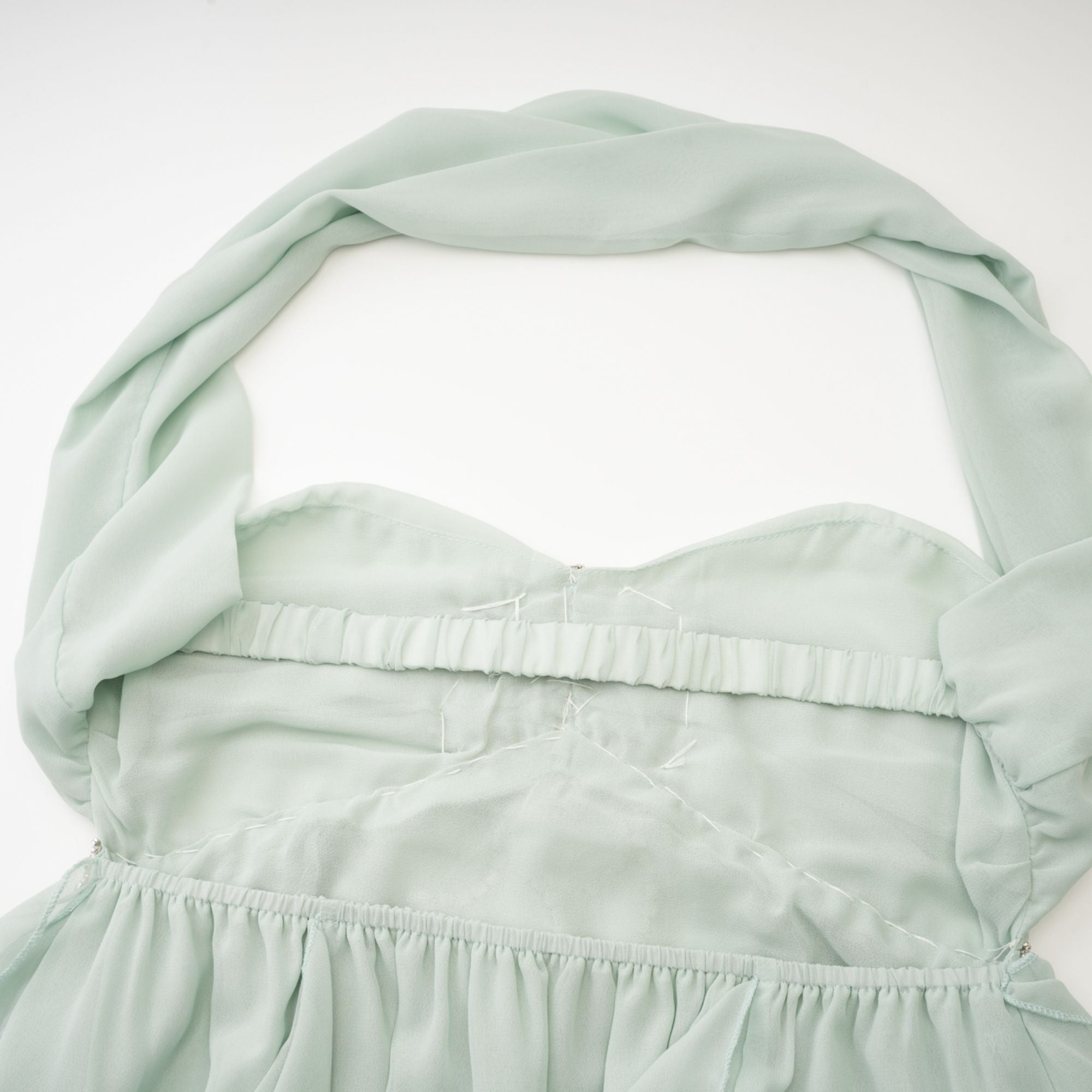 Salilah fırfırlı midi elbise