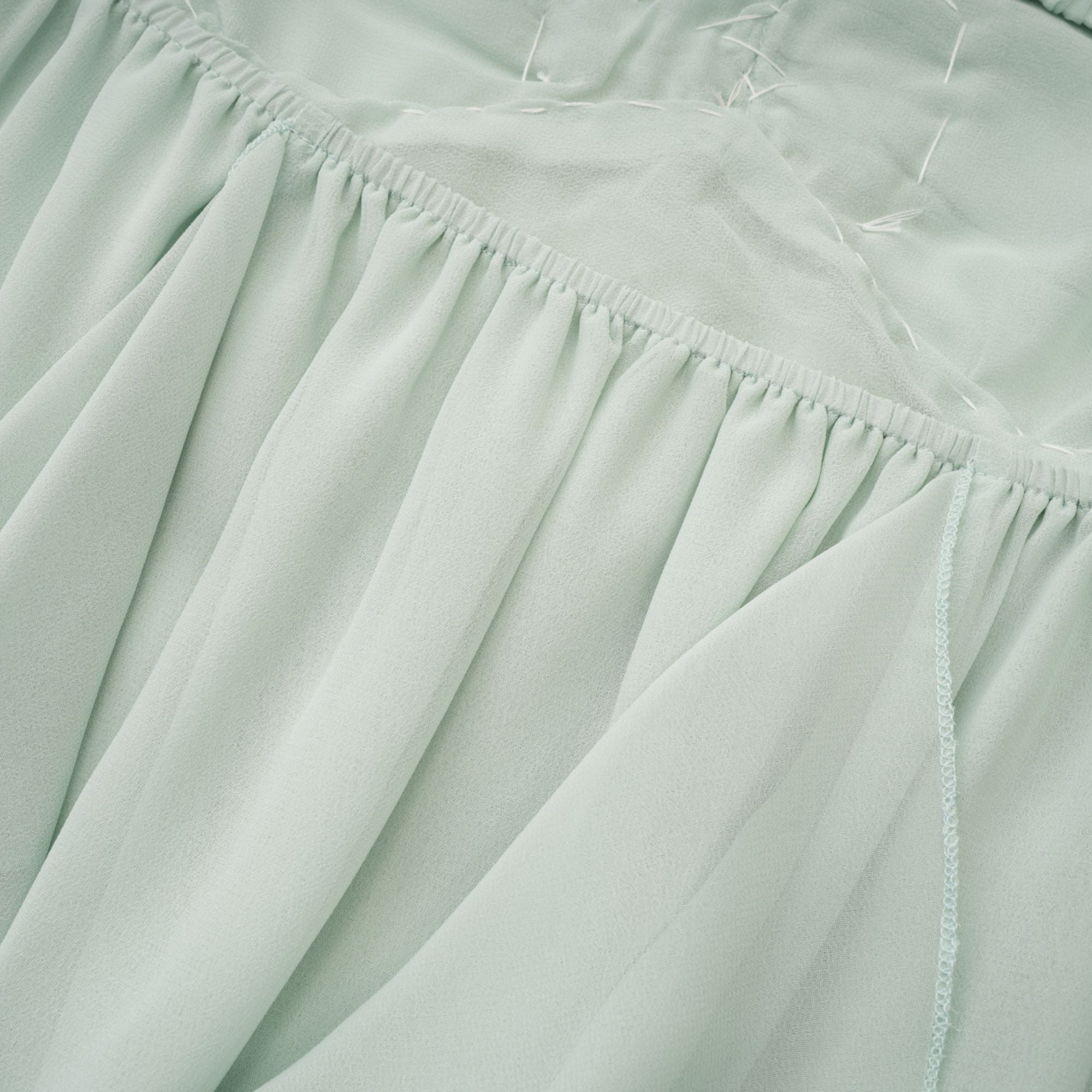 Salilah fırfırlı midi elbise