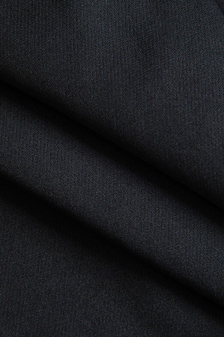 Basic Katı Çentikli Yaka Kuşaklı Blazer