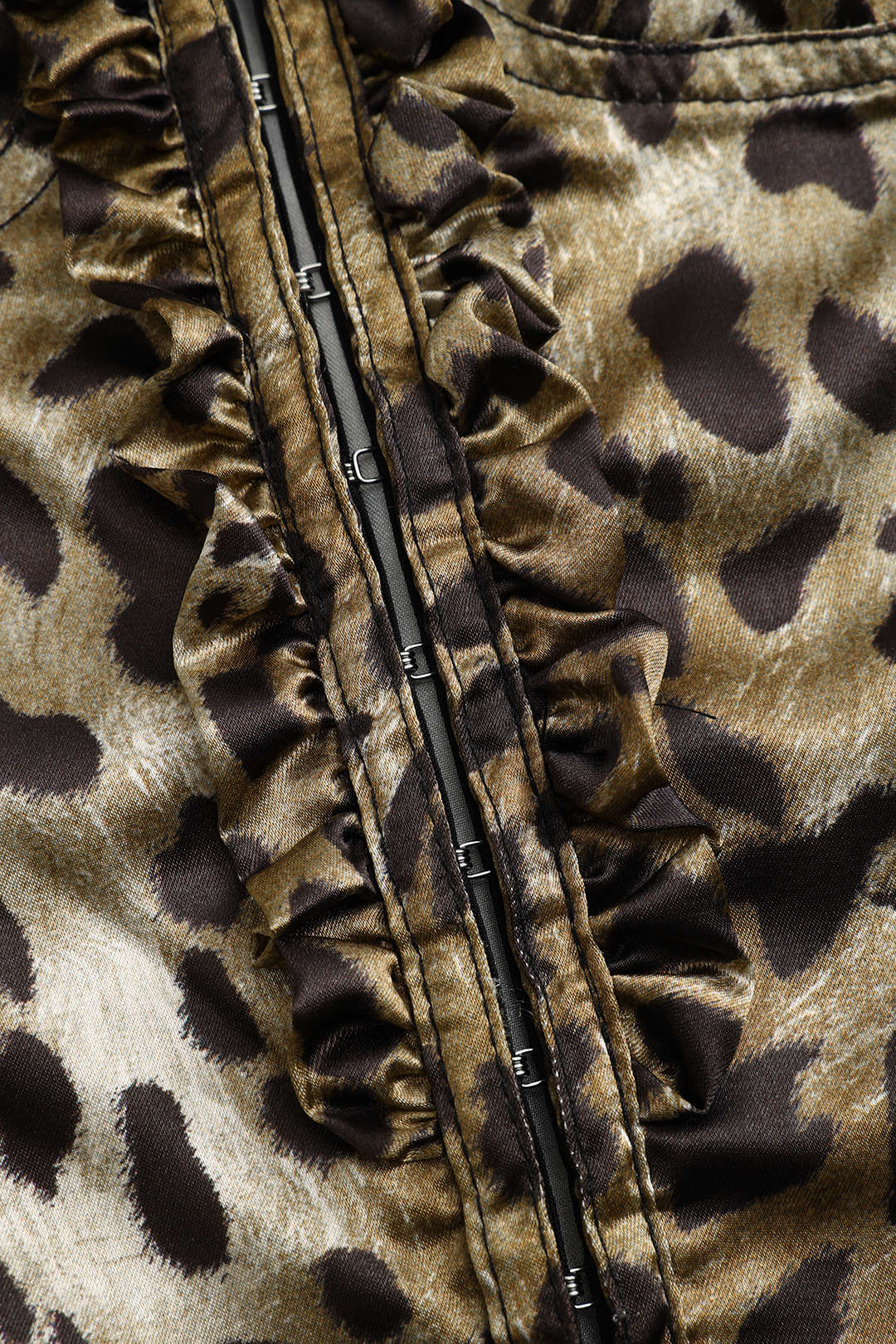 Leopar Desenli Dantel Kenarlı Korseli Slip
